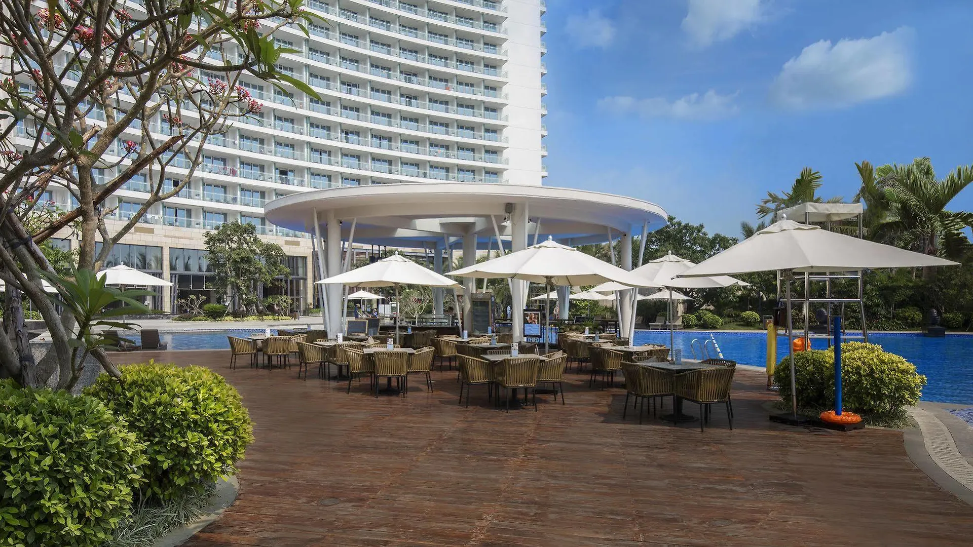 Wyndham Sanya Bay Hotel